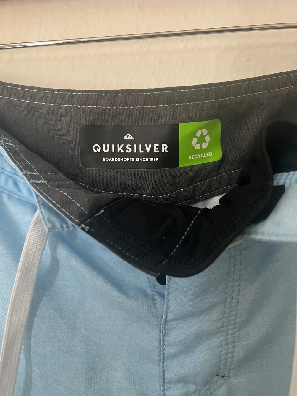 Quiksilver boardshorts colorblock
